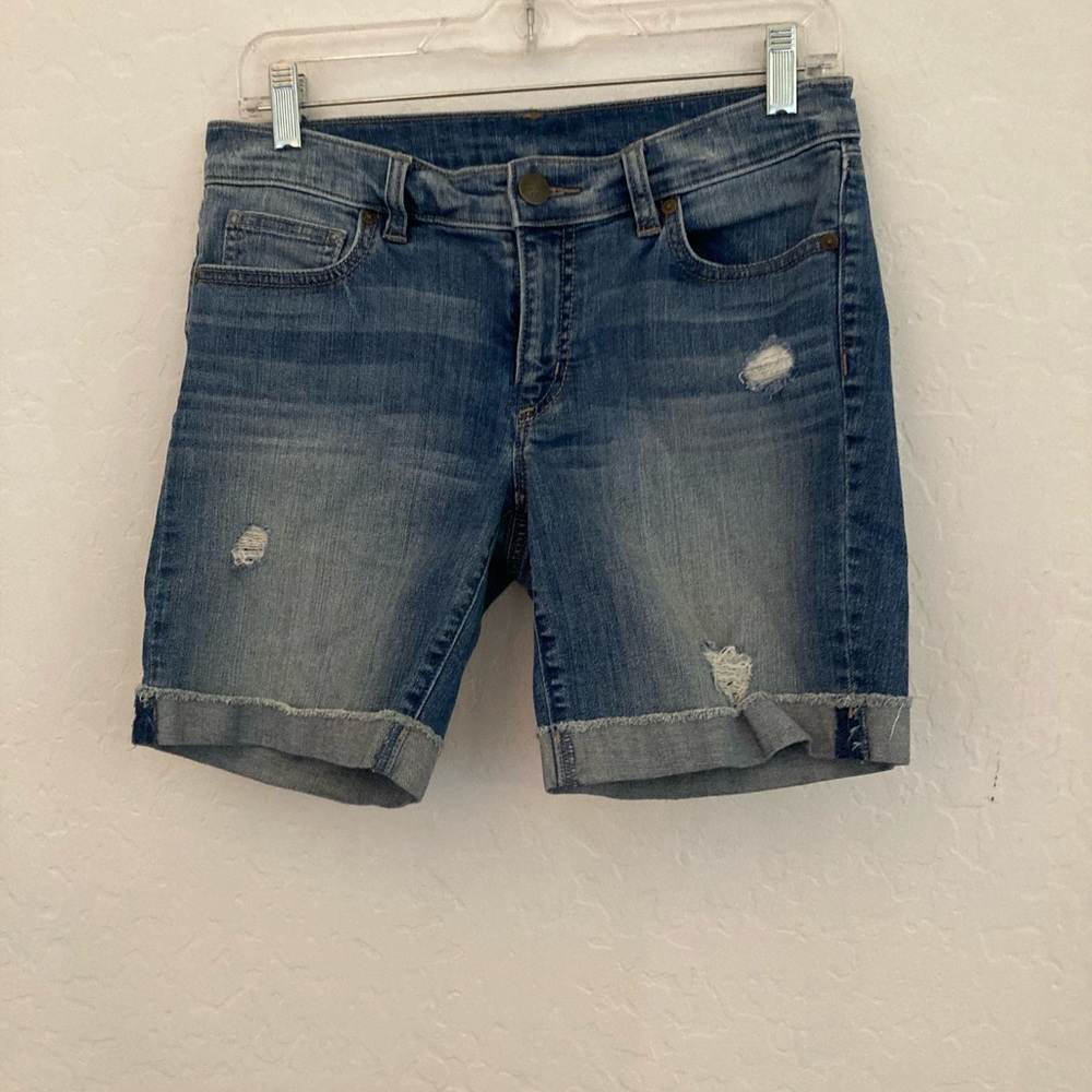 Ann Taylor shorts super cute!